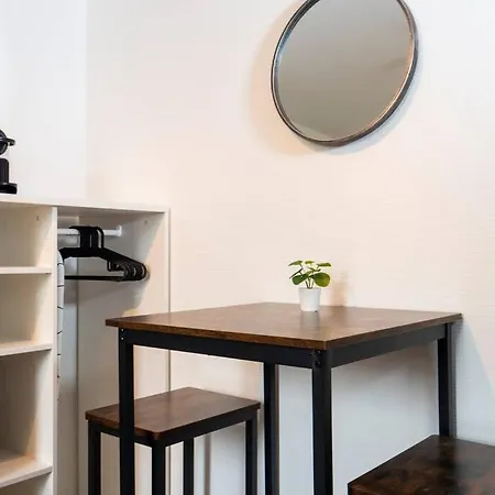 Studio Centre, Charles 3 * Nancy